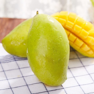 10斤带箱包邮大玉芒青芒新鲜水果大芒果果甜心热金煌芒水果图3