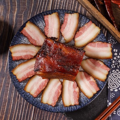四川烟熏腊肉正宗腊五花肉餐饮食品手工整箱真空袋装批发商用厂家图3