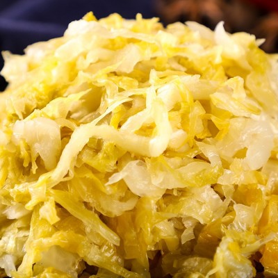 现货东北酸菜 厂家批发20斤一箱 酸菜丝 东北大缸酸菜 白菜腌制图5