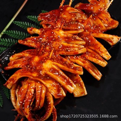 超大鱿鱼新鲜野生海捕整只鱿鱼冷冻海鲜水产火锅配菜烧烤食材批发图5