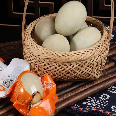 四川无铅工艺盐皮蛋鸭蛋源头货源支持批发包盐蛋盐咸蛋黄沙糯流油图4