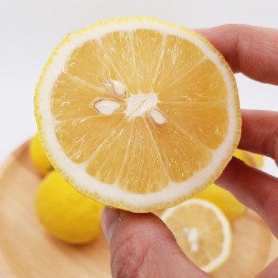 批发四川安岳柠檬 新鲜 三级果 果面有黑点花纹等瑕疵适合榨汁图4