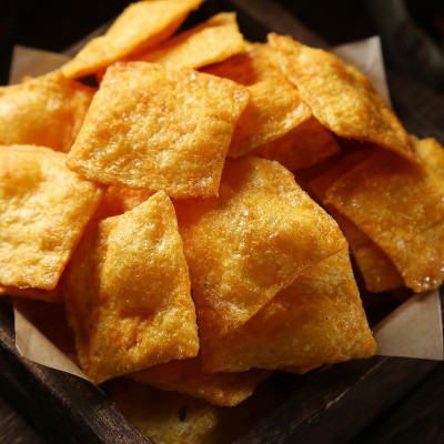 厂家批发玉米脆片零食牛排烤肉味包128g装膨化食品脆锅巴地锅薯片图5