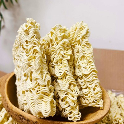 工厂直销桂隆大碗面非油炸方便面整箱炒面火锅面条代餐主食大碗面图3