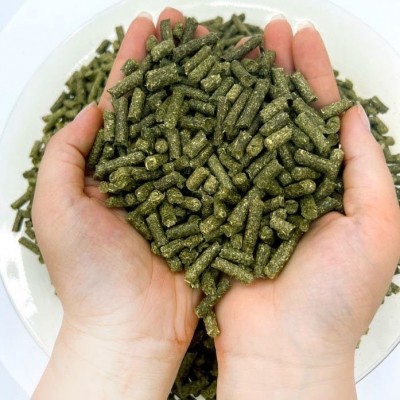 包邮5斤装苜蓿草颗粒兔粮优质主粮颗粒豚鼠荷兰猪龙猫幼宠物饲料图2