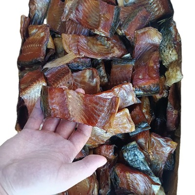 湖南腌制咸鱼干货烟熏腊鱼块 鱼干散装批发 腊鱼块 可供商超