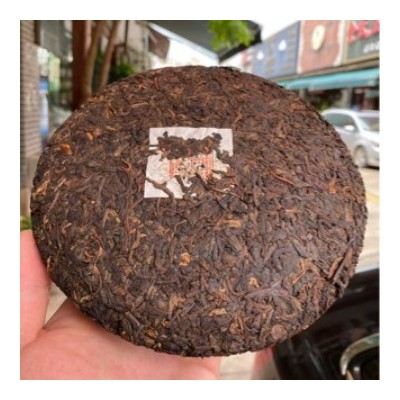 批发云南七子饼普洱茶2015年临沧忙肺古树熟茶357克饼茶陈香醇厚图4